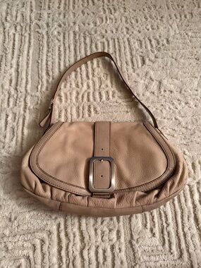 Cole Haan Beige Leather Shoulder Bag Slouchy Buckle Hobo Purse Minimalist